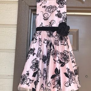 Little girls dress